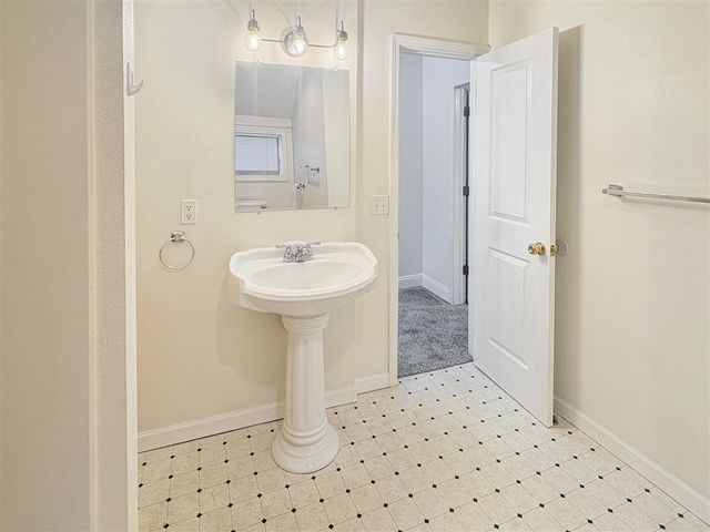 748 Lake Michigan Drive, Grand Rapids, MI 49504