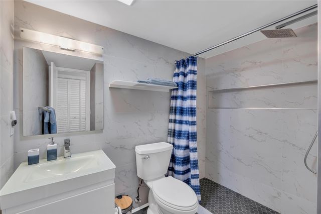 2607 NE 8th Avenue 34, Wilton Manors, FL 33334