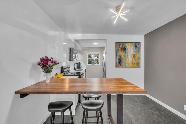 2607 NE 8th Avenue 34, Wilton Manors, FL 33334