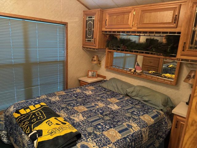 140 Lake Shore Drive, Wisconsin Dells, WI 53965