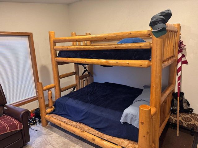 140 Lake Shore Drive, Wisconsin Dells, WI 53965