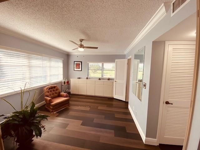 8990 S Hollybrook Boulevard, Pembroke Pines, FL 33025