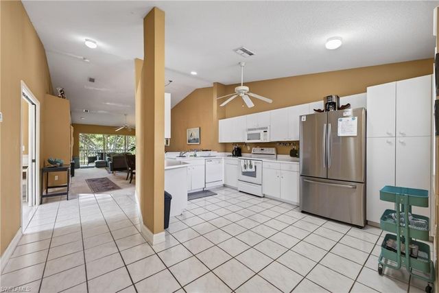 705 Luisa LN 822, Naples, FL 34104
