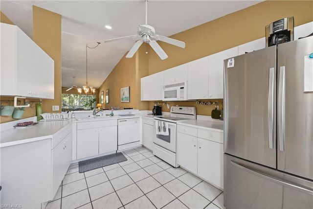 705 Luisa LN 822, Naples, FL 34104
