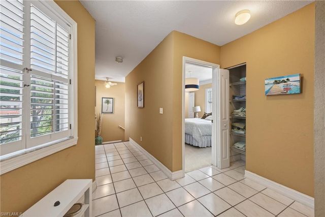 705 Luisa LN 822, Naples, FL 34104