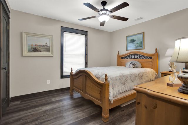 21 Bluegill Road, Pottsboro, TX 75076