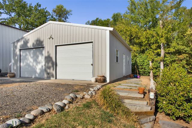 21 Bluegill Road, Pottsboro, TX 75076