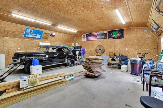 21 Bluegill Road, Pottsboro, TX 75076