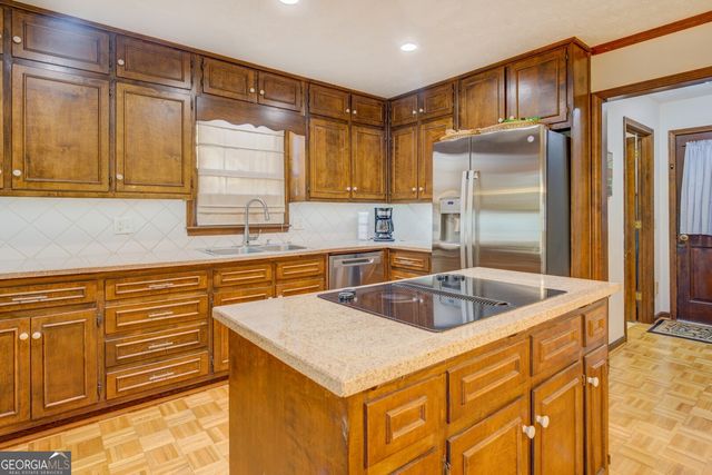 719 Clubhouse Drive, Conyers, GA 30094