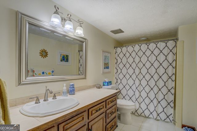719 Clubhouse Drive, Conyers, GA 30094