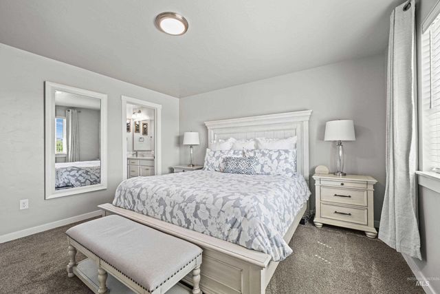 288 S Calf Creek Ave, Meridian, ID 83642