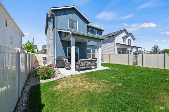 288 S Calf Creek Ave, Meridian, ID 83642