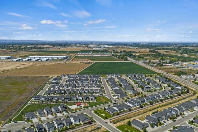 288 S Calf Creek Ave, Meridian, ID 83642