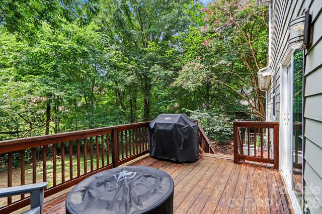 2132 Killarney Place, Charlotte, NC 28262