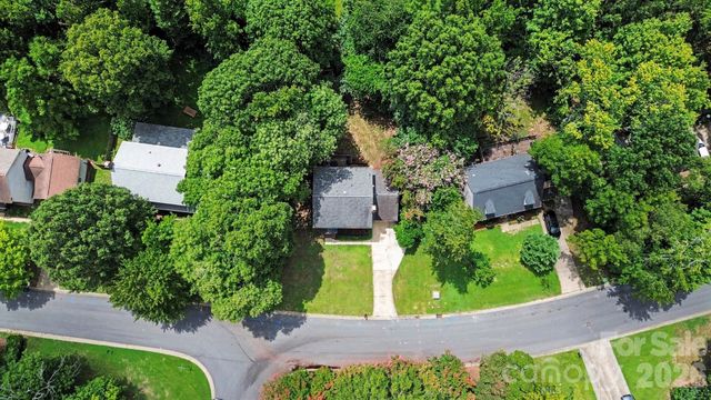 2132 Killarney Place, Charlotte, NC 28262