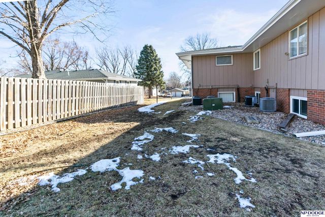 710 W Elm Street, Arlington, NE 68002