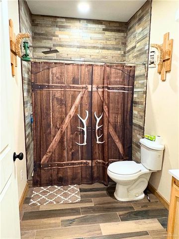 317 N Kika De La Garza Boulevard, La Joya, TX 78560