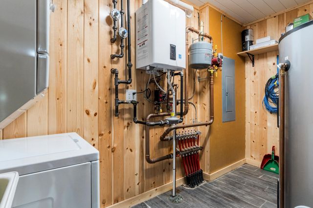 7148 County Road 42 NE, Carlos Twp, MN 56308