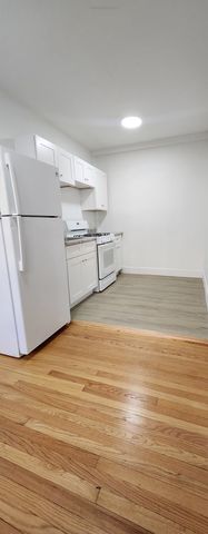 1553 W 94th Street 202, Chicago, IL 60620