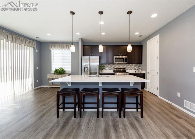 81 S Edge Cliff Street, Castle Rock, CO 80104