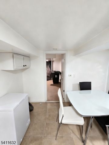 111 Ridgewood Ave, Newark City, NJ 07108