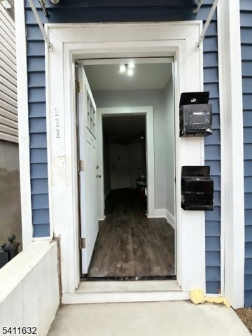 111 Ridgewood Ave, Newark City, NJ 07108