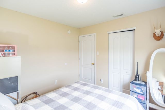 910 Highpointe Boulevard, Shelbyville, IN 46176