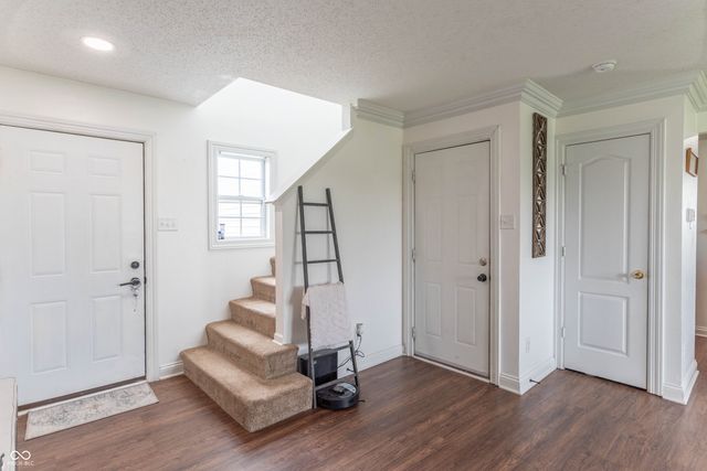 910 Highpointe Boulevard, Shelbyville, IN 46176