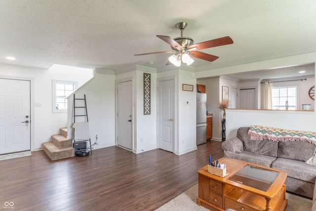910 Highpointe Boulevard, Shelbyville, IN 46176