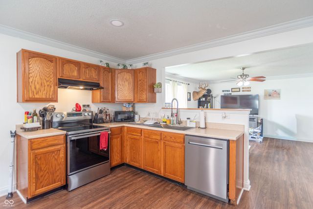 910 Highpointe Boulevard, Shelbyville, IN 46176