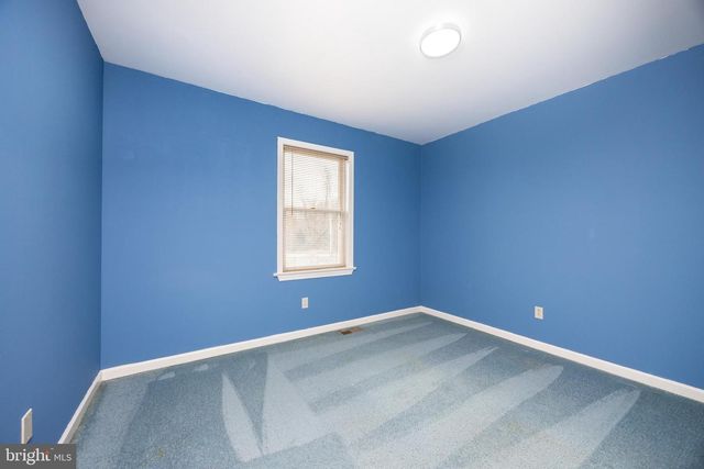 28 LOBACHSVILLE RD, Fleetwood, PA 19522