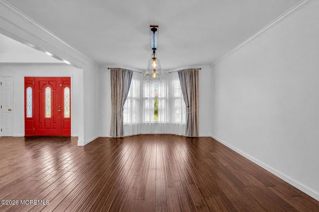 18 Camelot Terrace, Jackson, NJ 08527