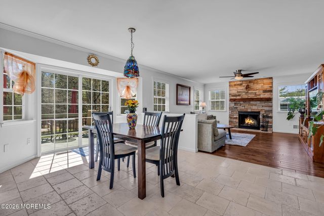 18 Camelot Terrace, Jackson, NJ 08527