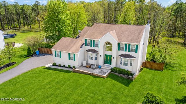 18 Camelot Terrace, Jackson, NJ 08527