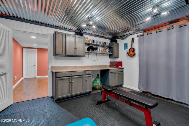 18 Camelot Terrace, Jackson, NJ 08527