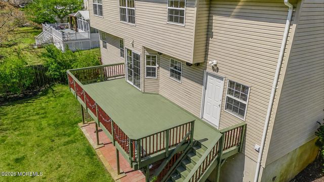 18 Camelot Terrace, Jackson, NJ 08527