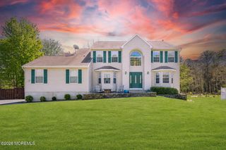 18 Camelot Terrace, Jackson, NJ 08527