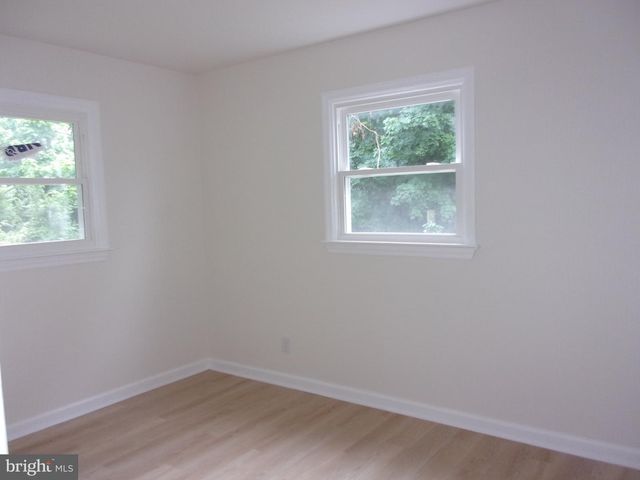 36 PARK AVE, Berlin, NJ 08009