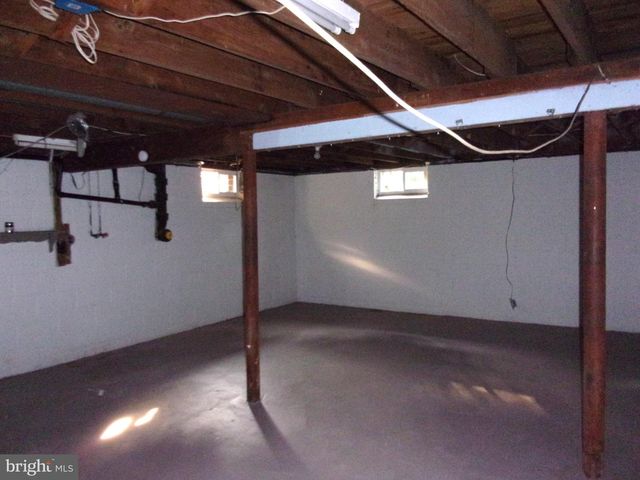 36 PARK AVE, Berlin, NJ 08009