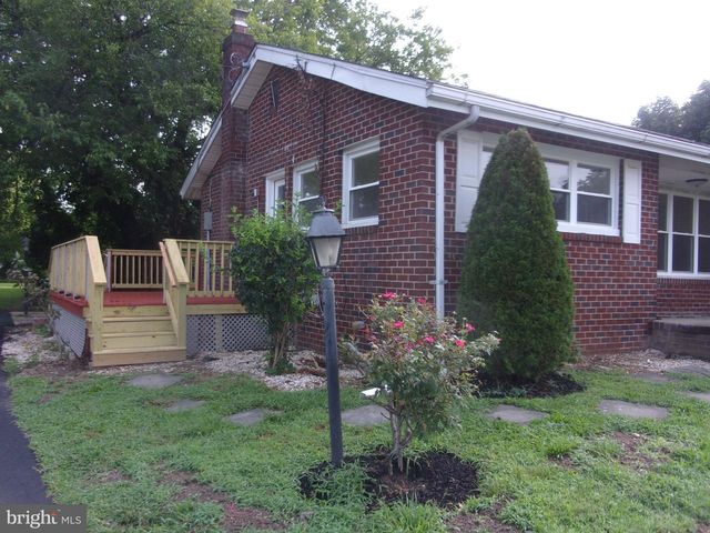 36 PARK AVE, Berlin, NJ 08009