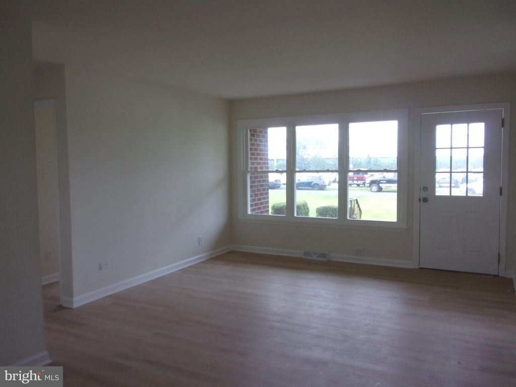 36 PARK AVE, Berlin, NJ 08009 — photo 3