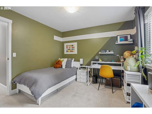 709 W 24TH St, Vancouver, WA 98660