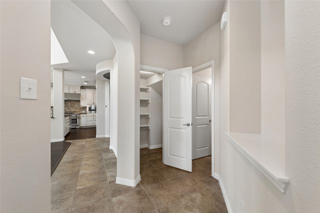 12571 Valley Spring Drive, Frisco, TX 75035