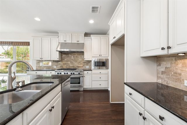 12571 Valley Spring Drive, Frisco, TX 75035