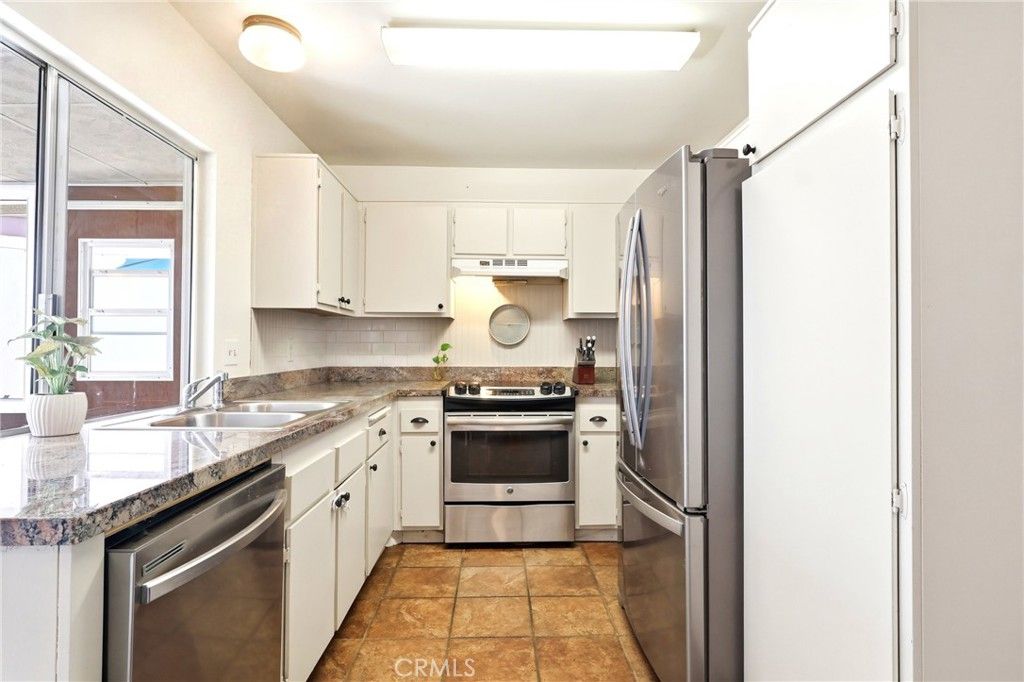 Image 9 of property listing at 36153 Senna, Yucaipa, CA 92399