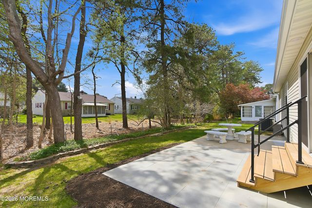 46 Auburn Road, Toms River, NJ 08757