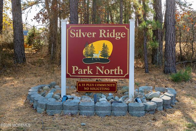 46 Auburn Road, Toms River, NJ 08757