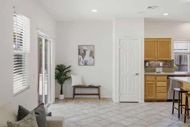 5414 Toucanet Court, Oceanside, CA 92057