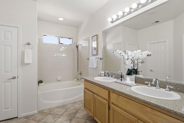 5414 Toucanet Court, Oceanside, CA 92057