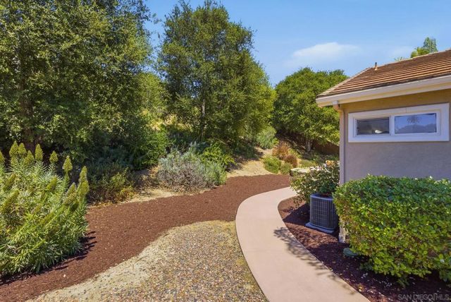 5414 Toucanet Court, Oceanside, CA 92057